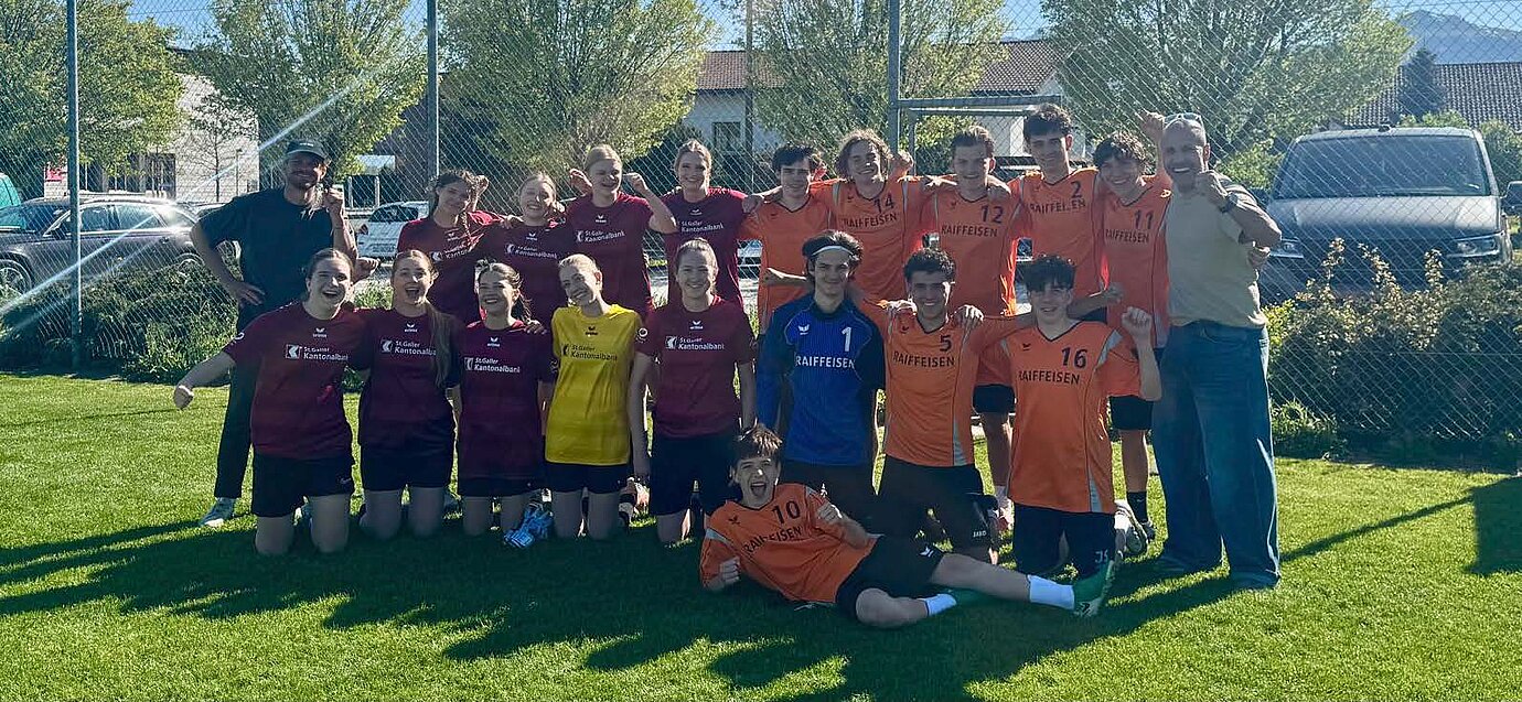Teilnahme an den Kantonalen Gymnasien-Meisterschaften im Fussball