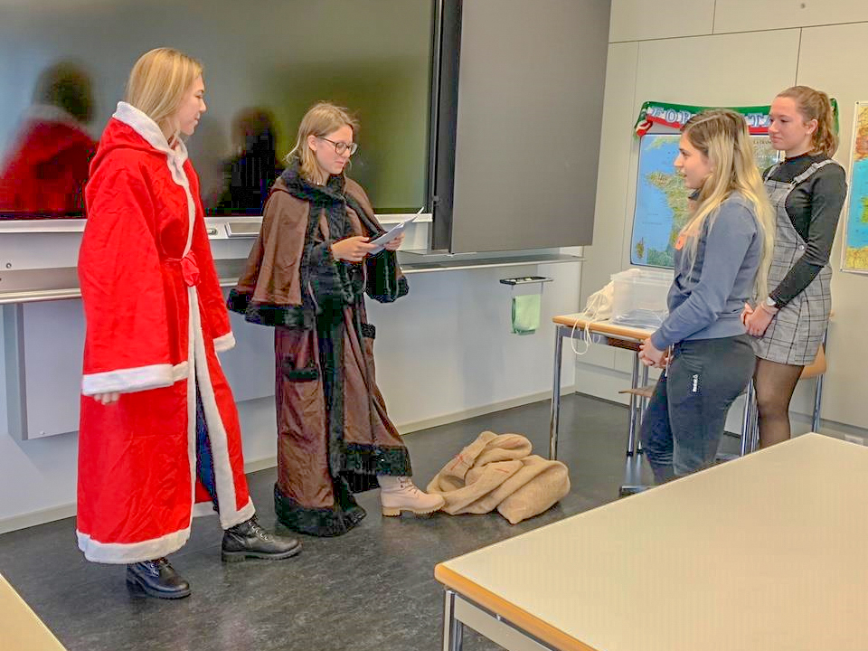 Kantonsschule Heerbrugg - Impressionen vergangener Anlässe