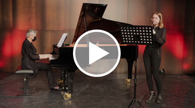 Kantonsschule Heerbrugg - Jennifer